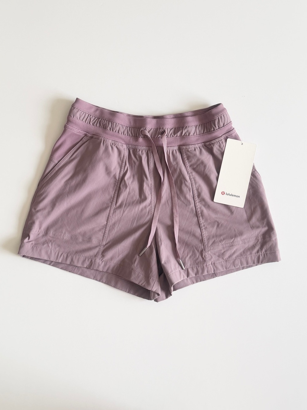 NWT Lululemon SIZE 4 Dance Studio HR high rise 3.5” shorts - Lavender Lux